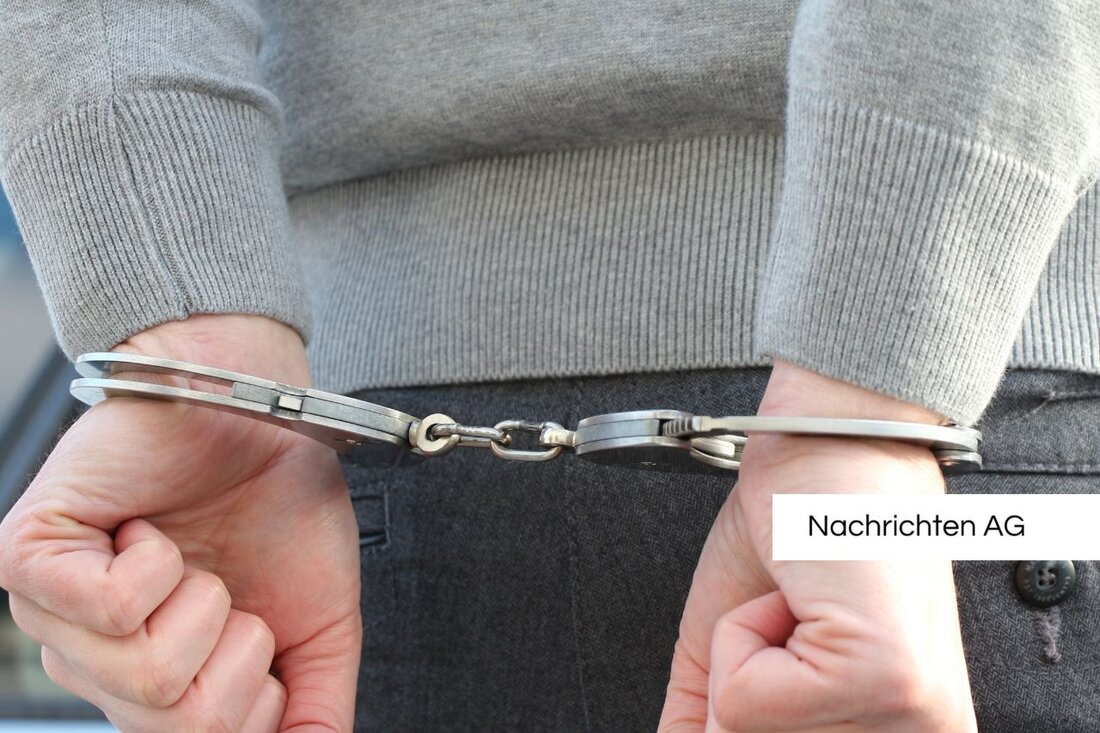 In Hamburg wurde eine Frau nach 6 Tagen Haft wegen Schwarzfahrens von der Initiative "Freiheitsfonds" freigekauft.