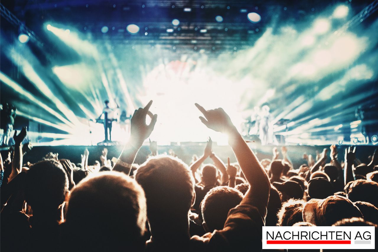 Provinz begeistert Bremen mit emotionalem Clubkonzert im Modernes!